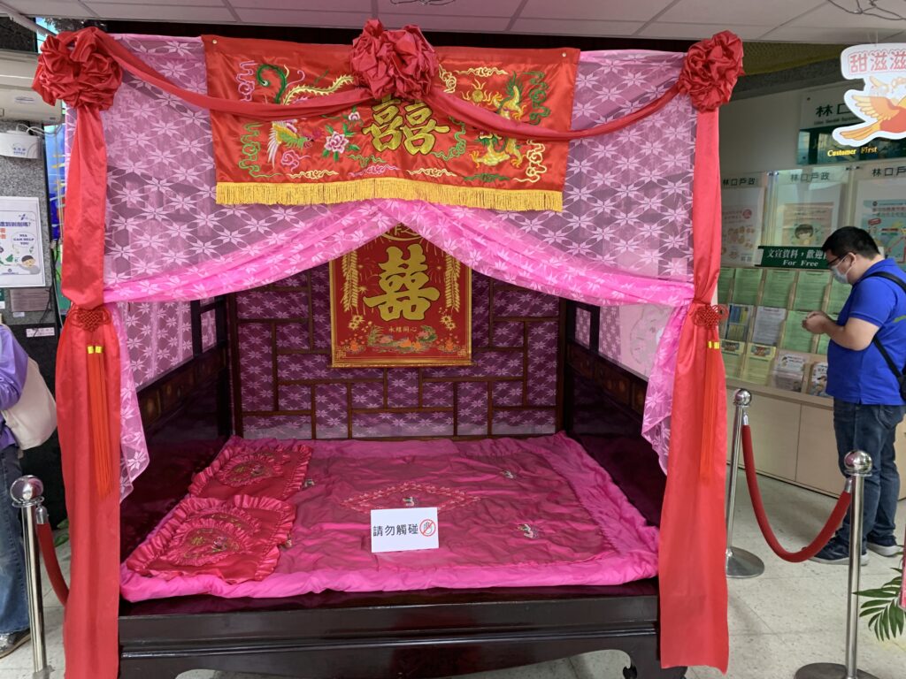 An actual bed used in ancient chinese wedding nights